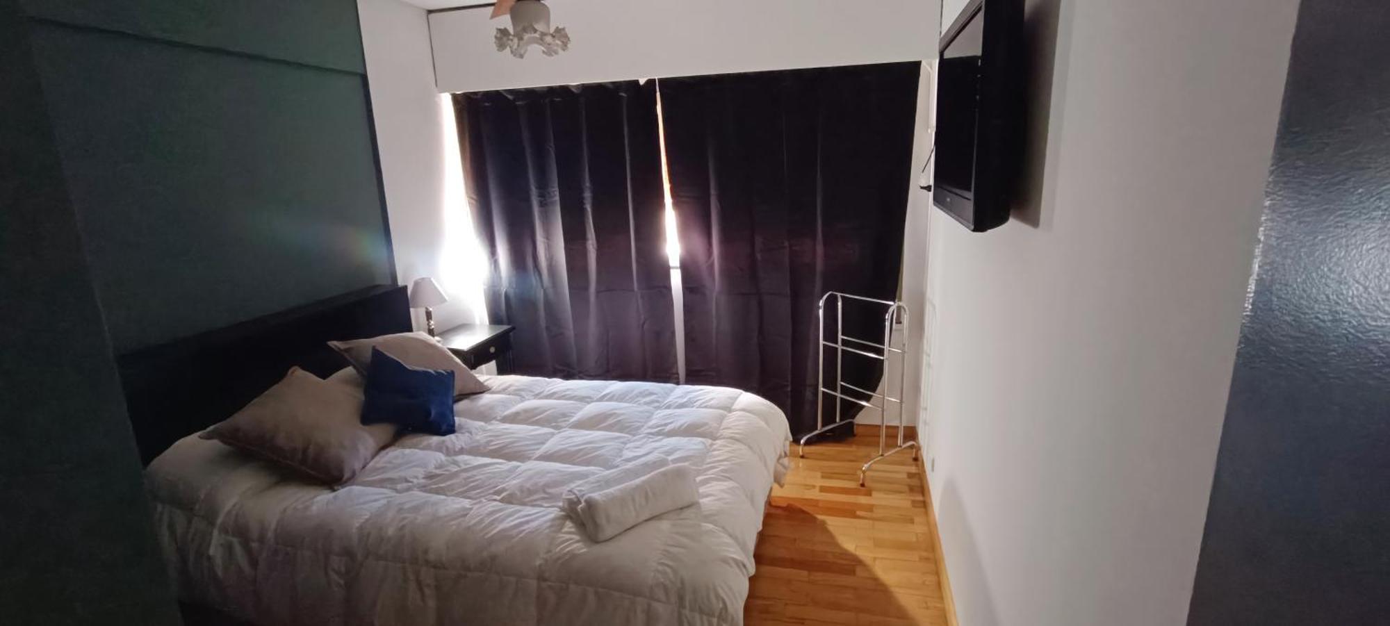 Departamento En Peatonal, Centro De Mendoza!!
