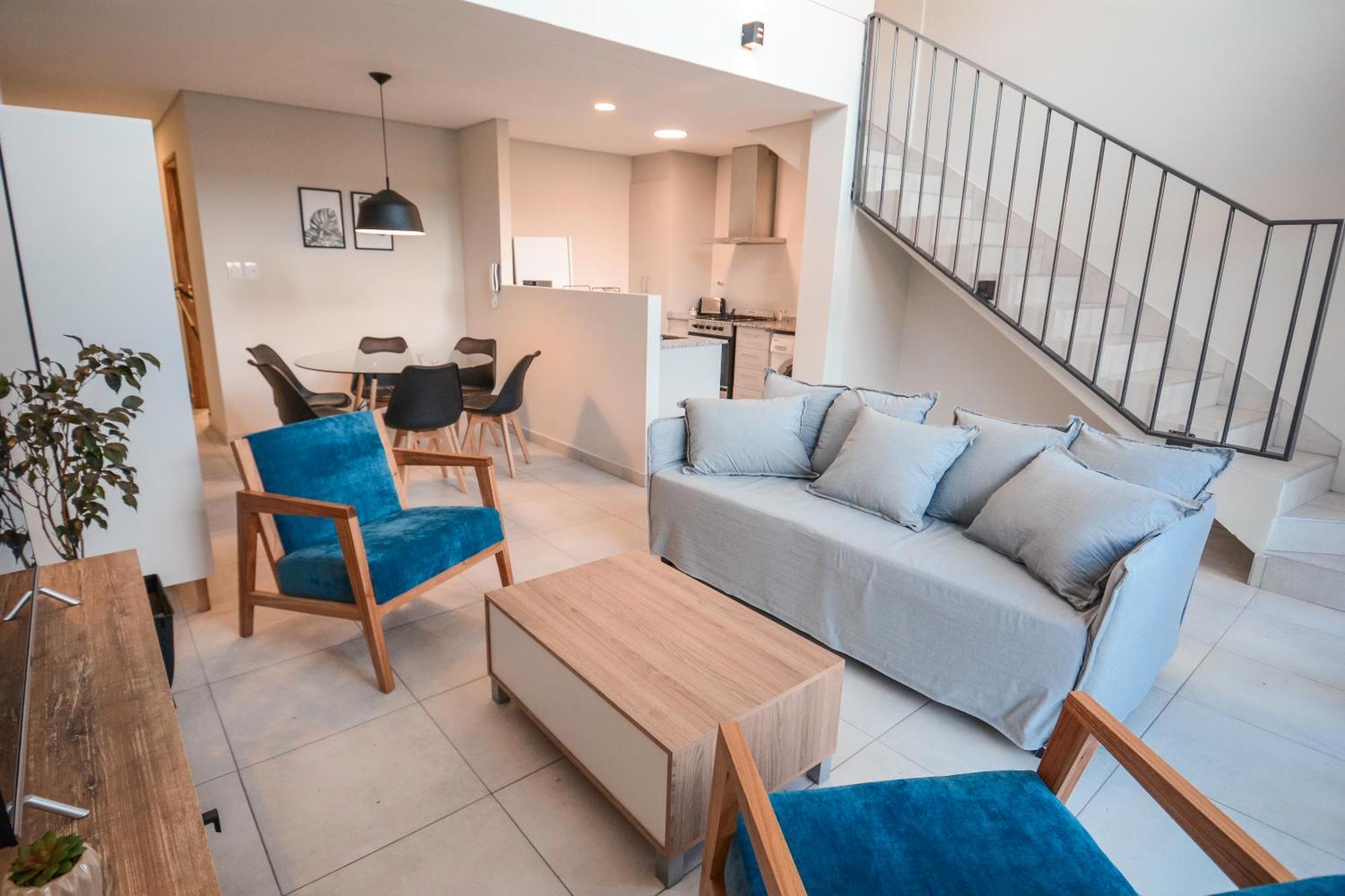 4- Fantastico Duplex Centrico! Apartamento