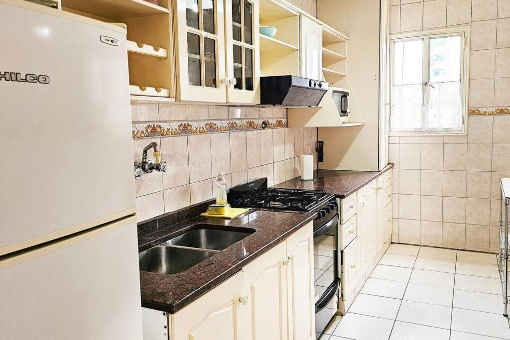 Excelente Ubicacion En Av Colon, Balcon Y Cochera Apartamento *