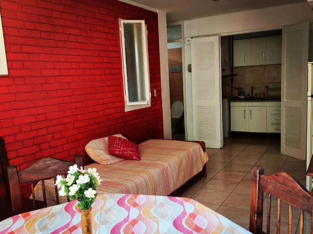 Apartamento Departamento Completo / Arístides