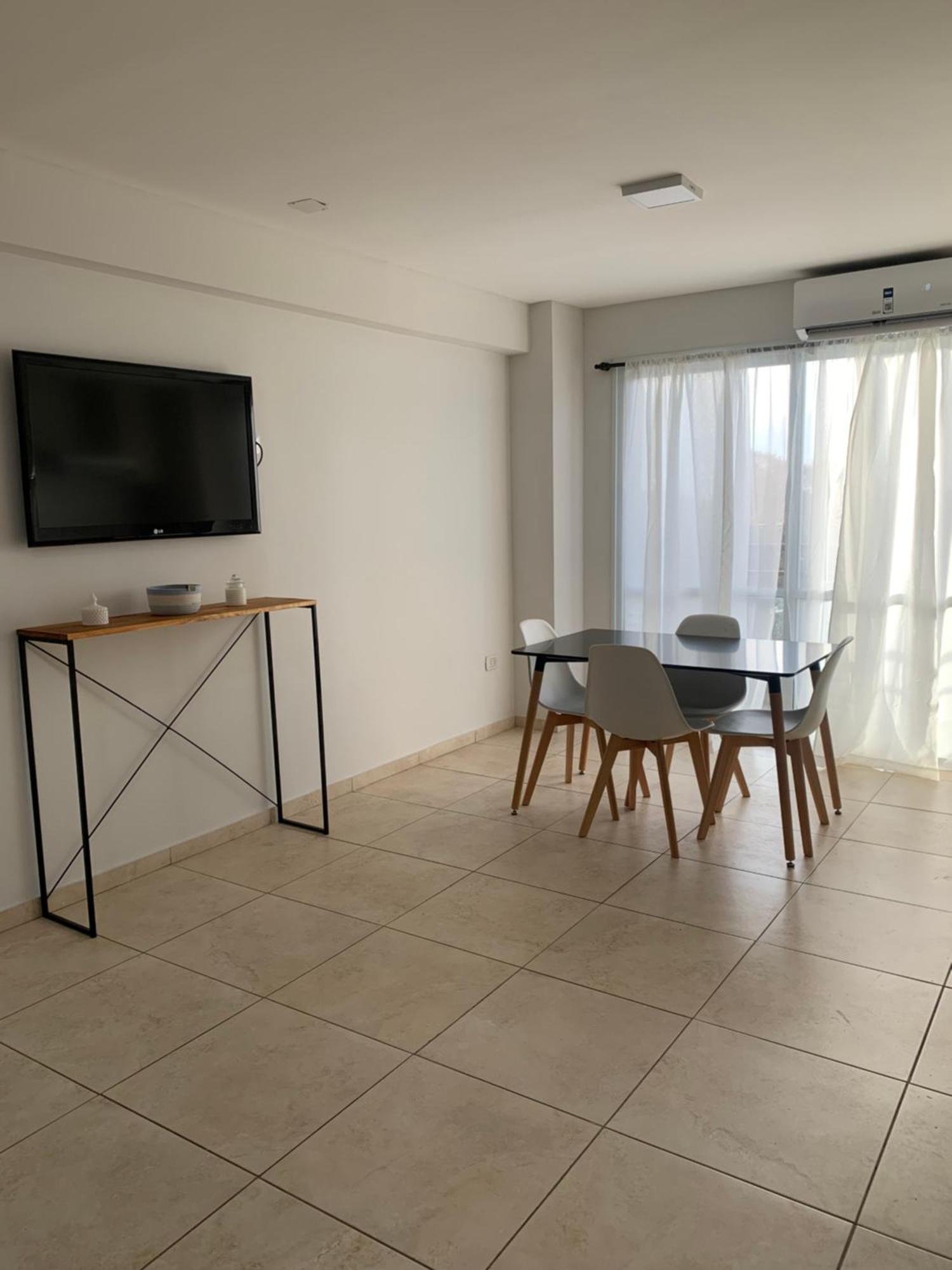 Apartment En El Corazon De Con Estacionamiento !