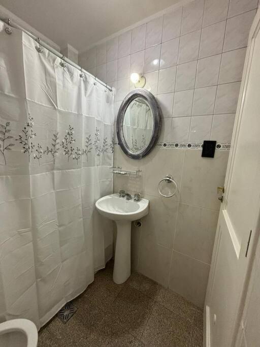 Apartamento Agradable Y Calido Departamento *