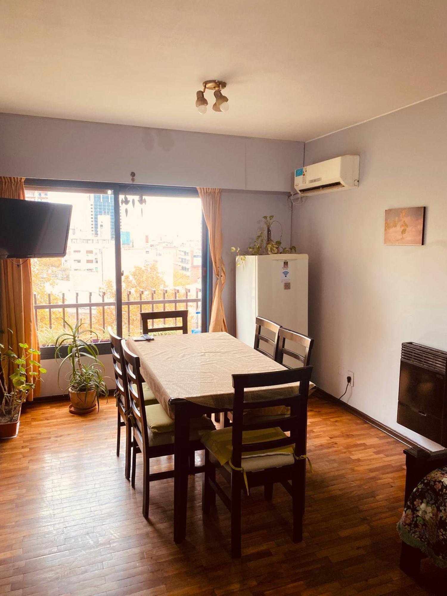 Tu Casa En Espana Y Peatonal - Cochera Privada Incluida - Microcentro Apartment