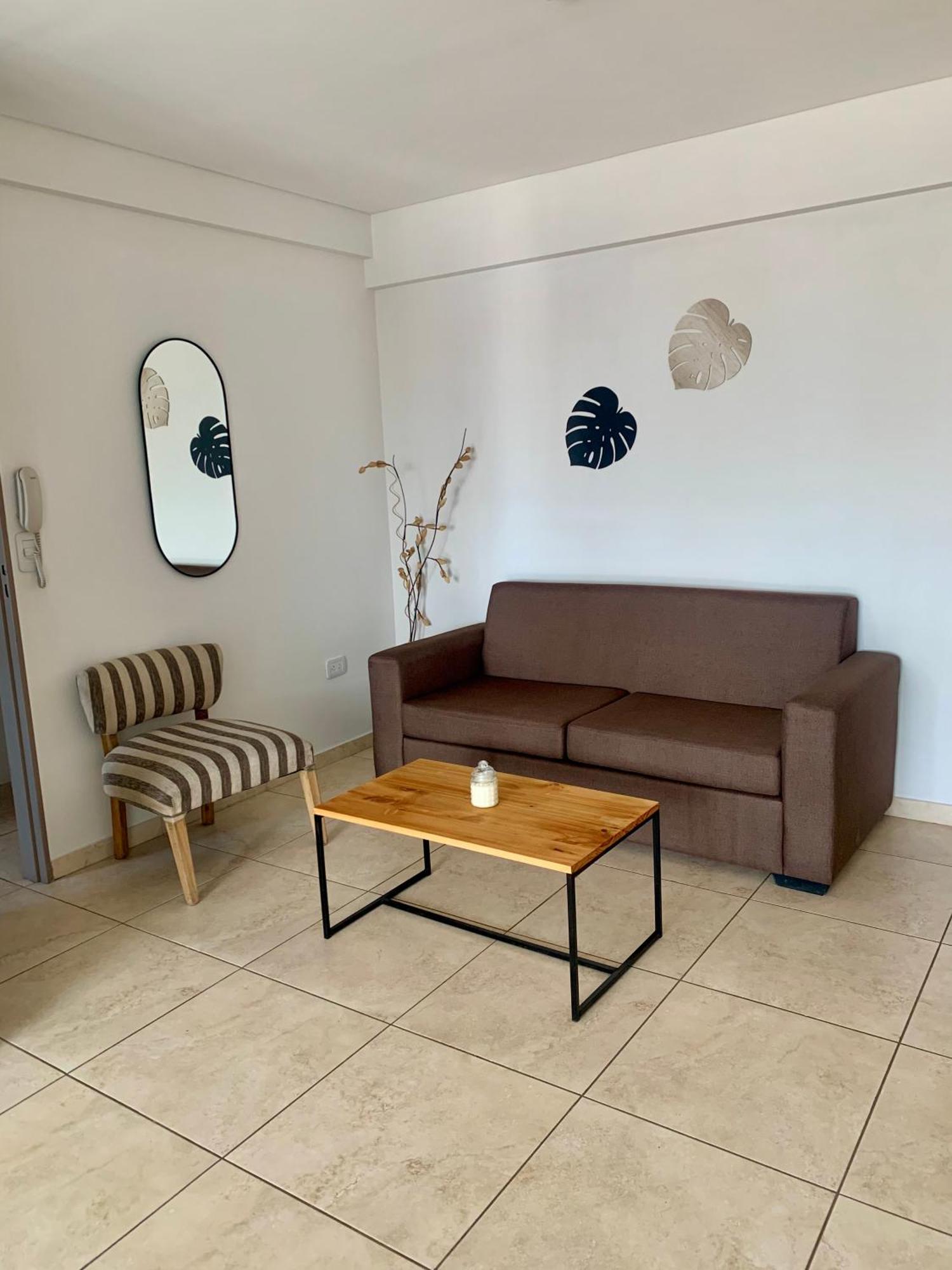 En El Corazon De Con Estacionamiento ! Apartamento Mendoza