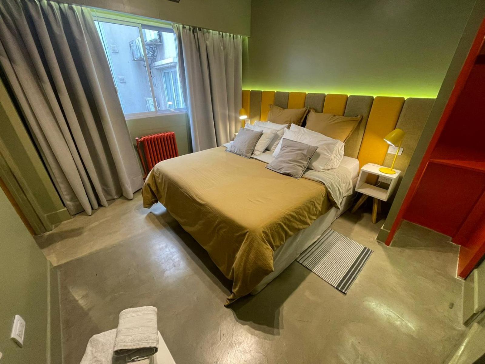 Windsor Hotel *