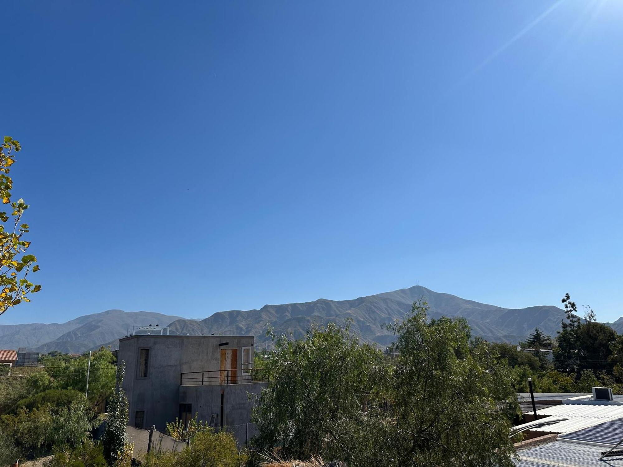Del Rio Bienes Raices Challao 1 Сasa de vacaciones
