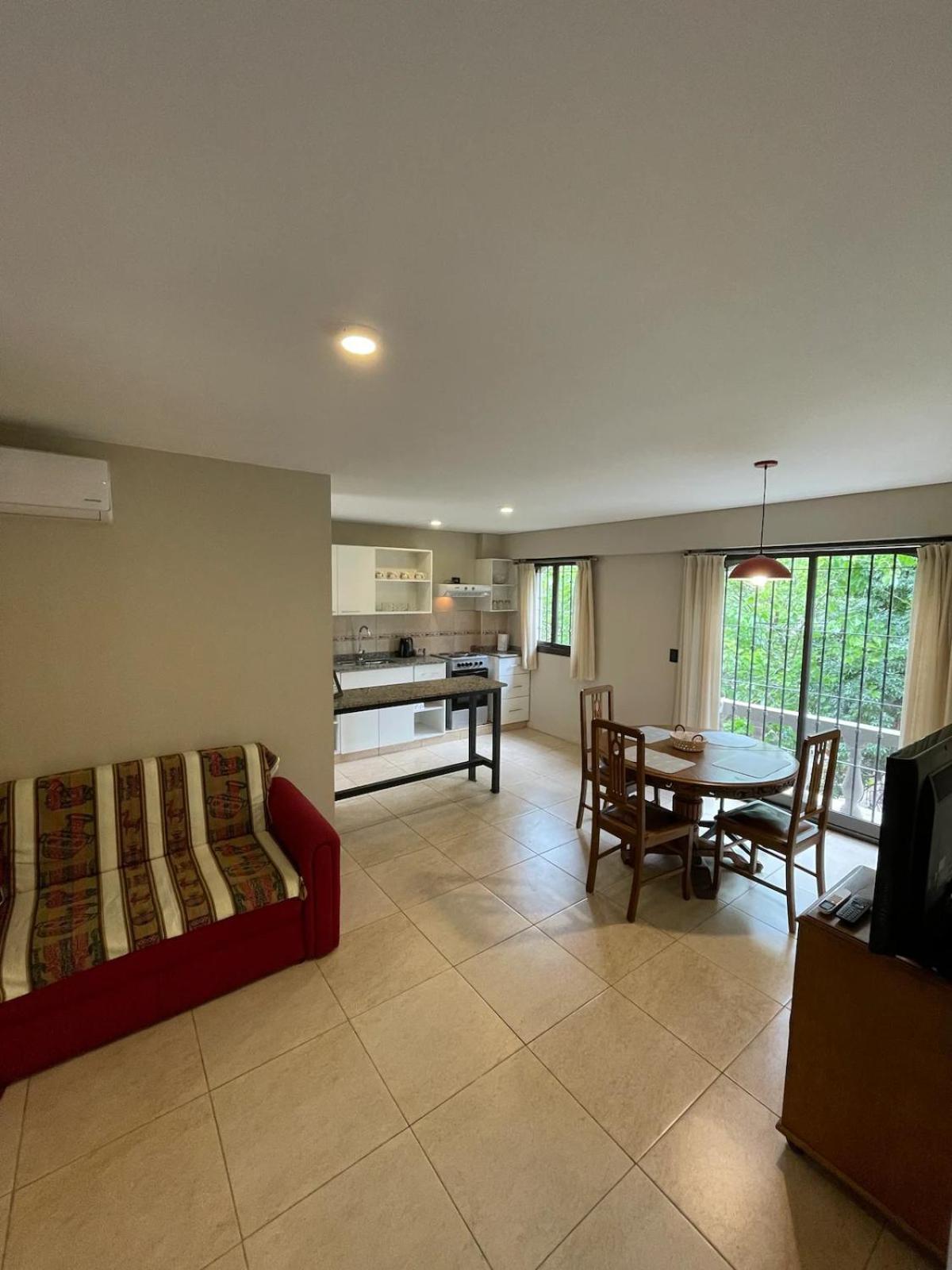 Bonito Apartamento A Metros Del Parque San Martin Y Aristides Apartamento