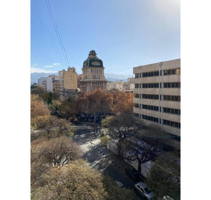 Apartamento Semipiso Centrico Con Hermosas Vistas De La Ciudad *