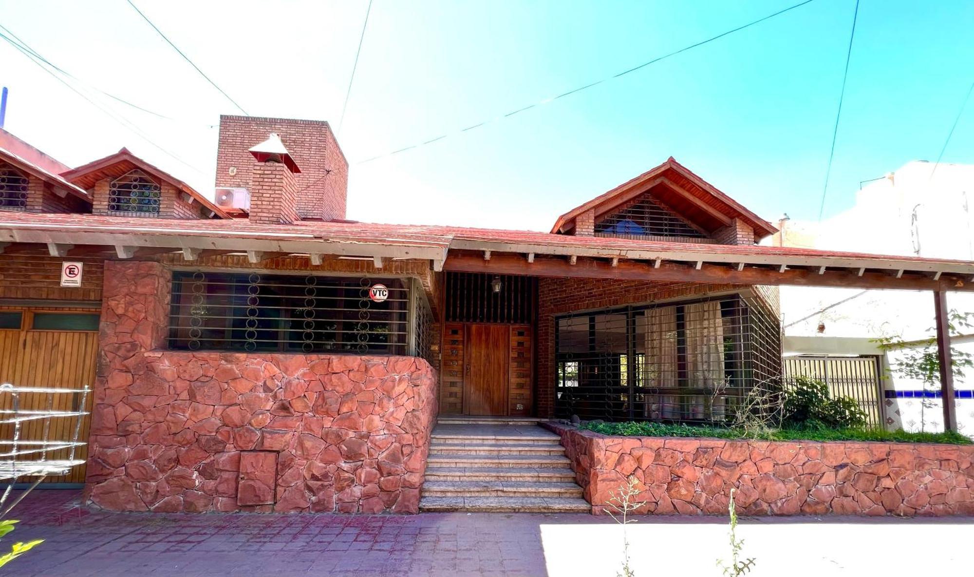 Casona 25 De Mayo Mendoza