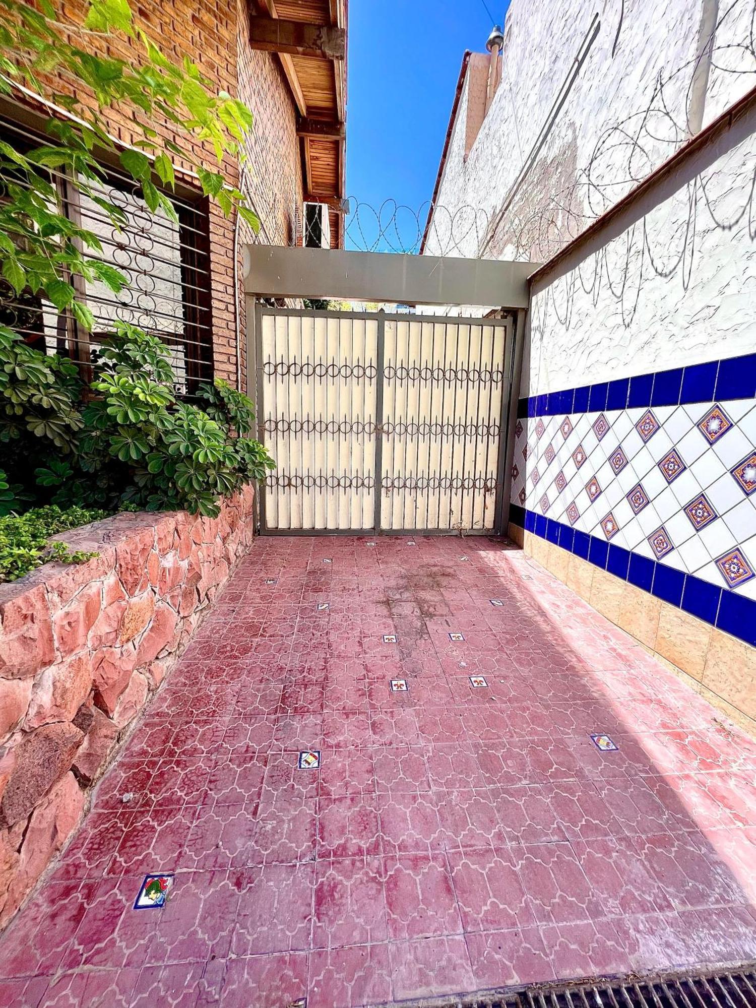 Casona 25 De Mayo Apartamento Mendoza
