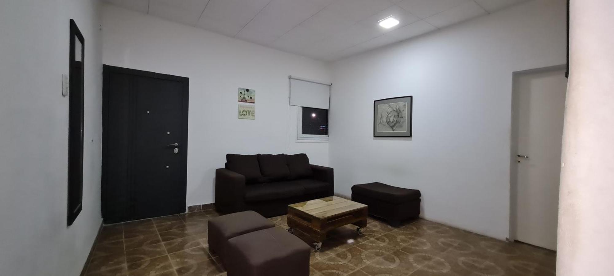 Casa Con Cochera Incluida Mendoza