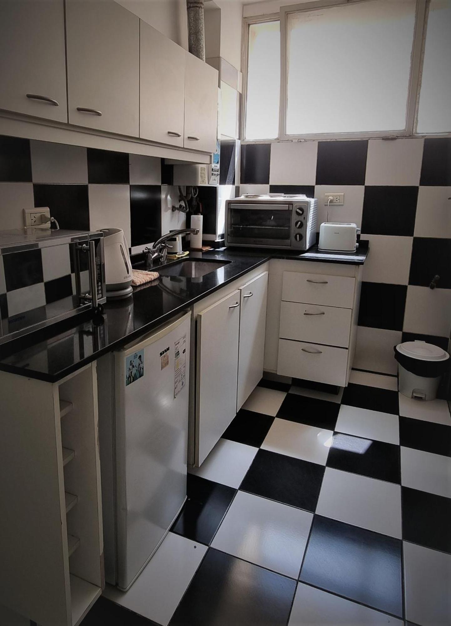 Enoteca's Apartment *