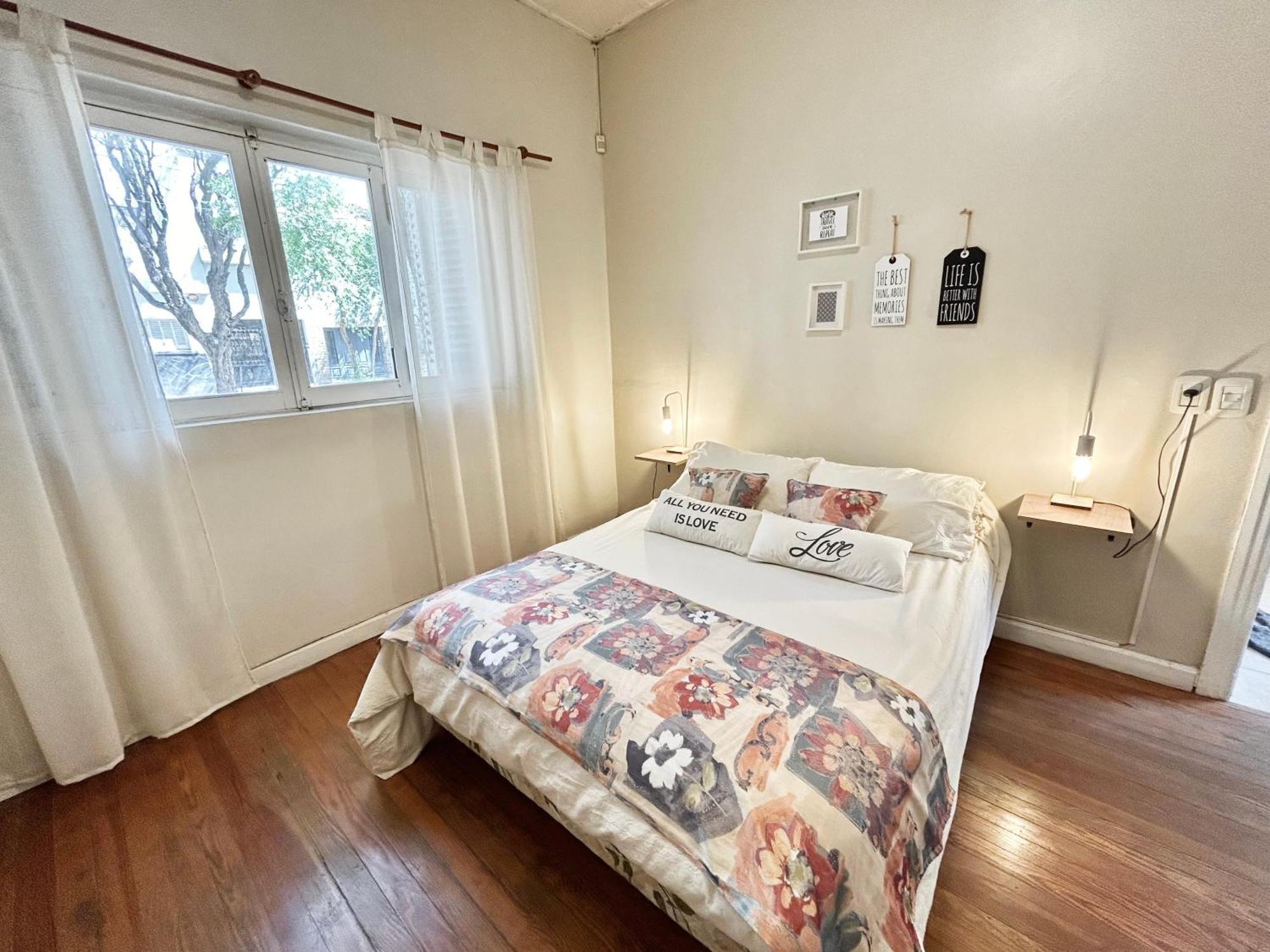 Casa Rosas En La Mejor Zona De Quinta Seccion
