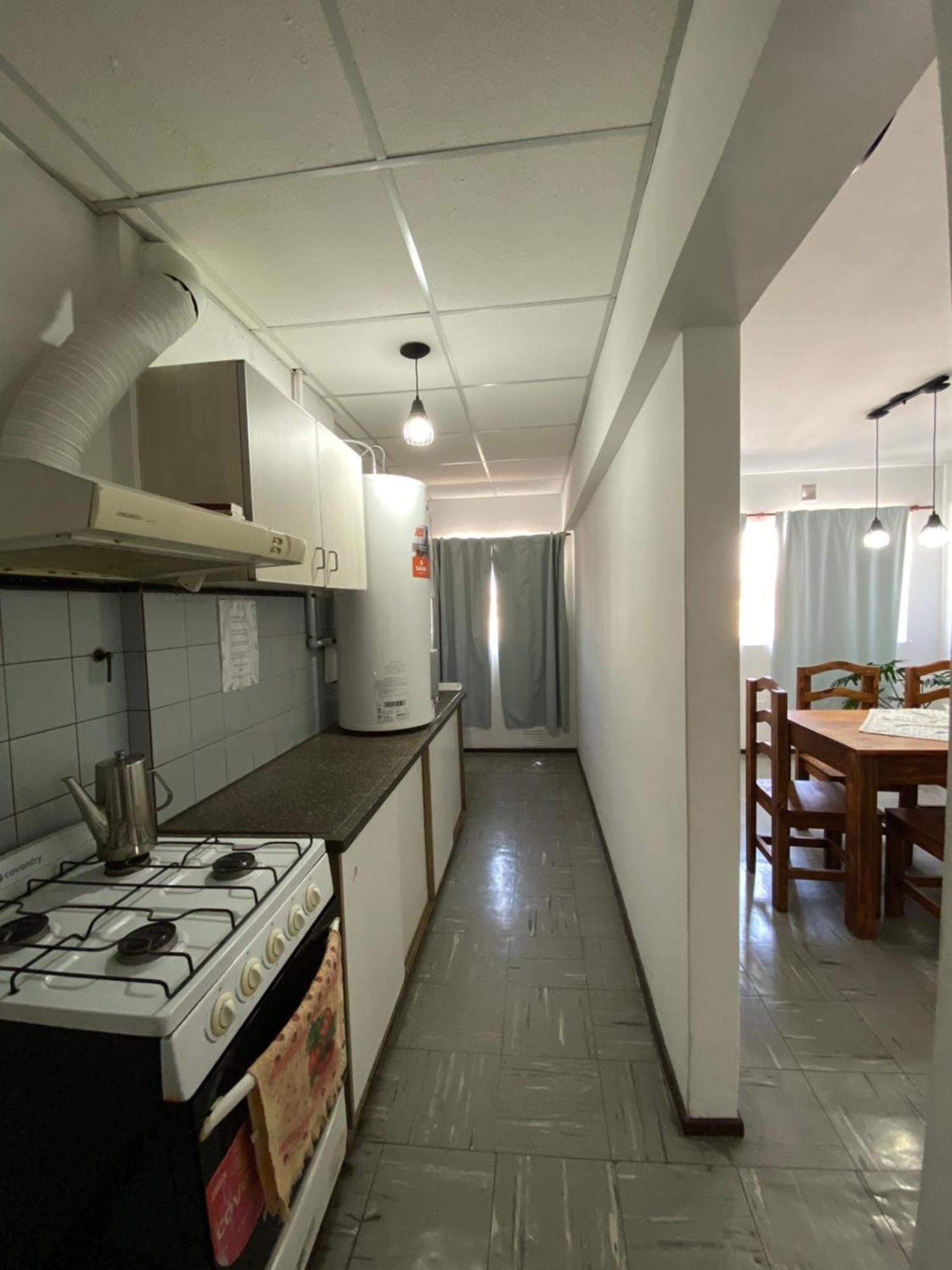 Departamento En Zona Centrica De *