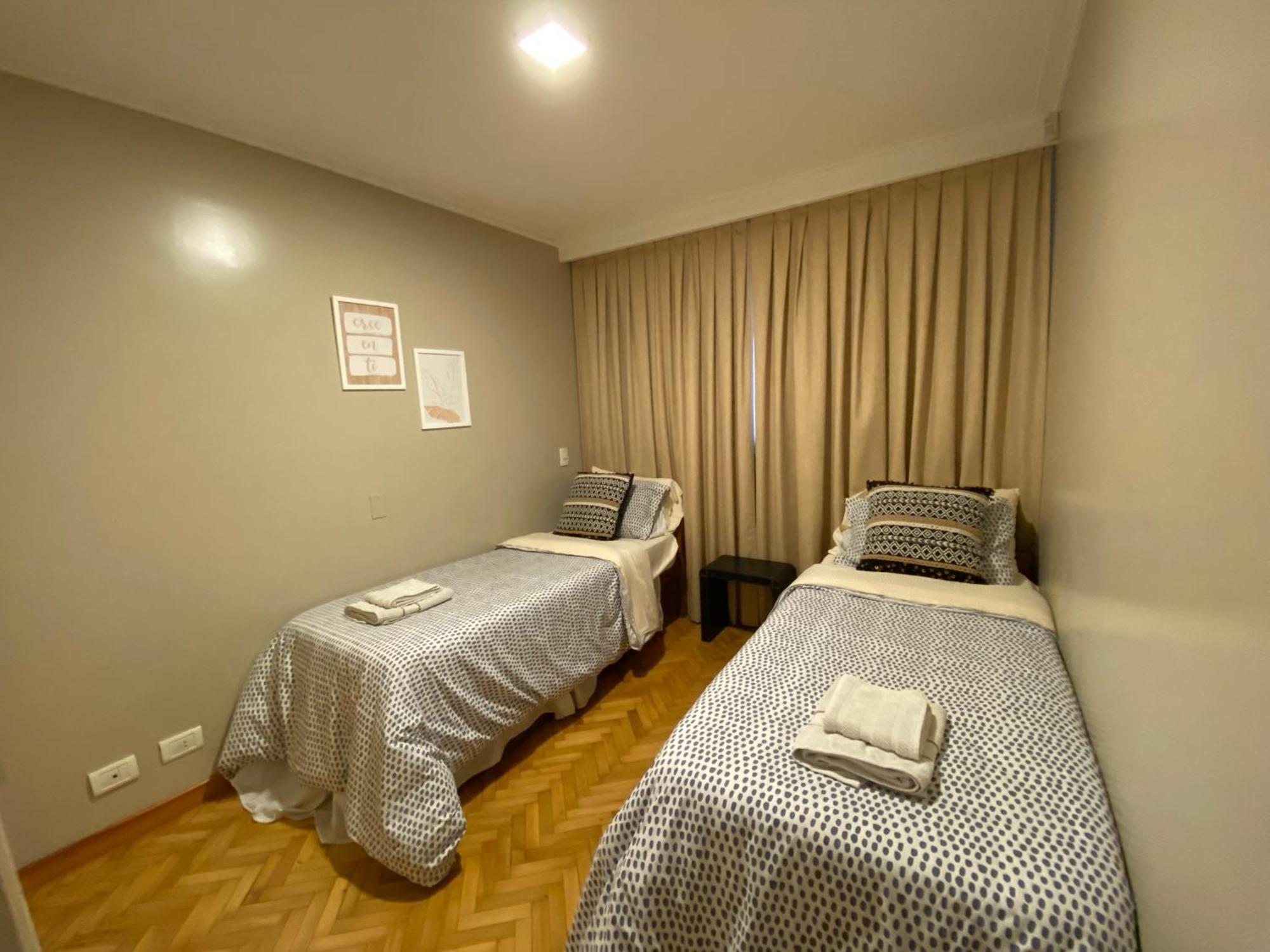 Apartment Excelente Ubicacion, Cerca Aristides, Cochera Gratis