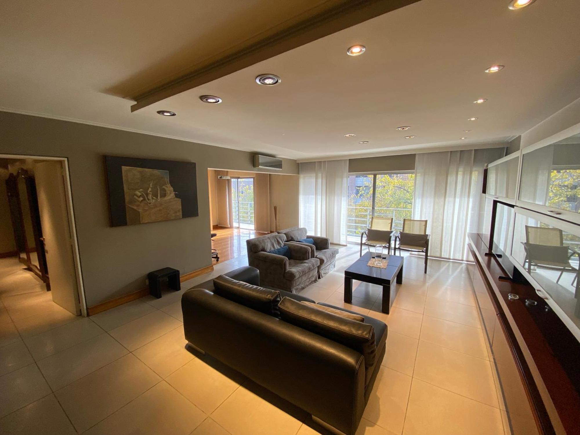 Excelente Ubicacion, Cerca Aristides, Cochera Gratis Apartment *