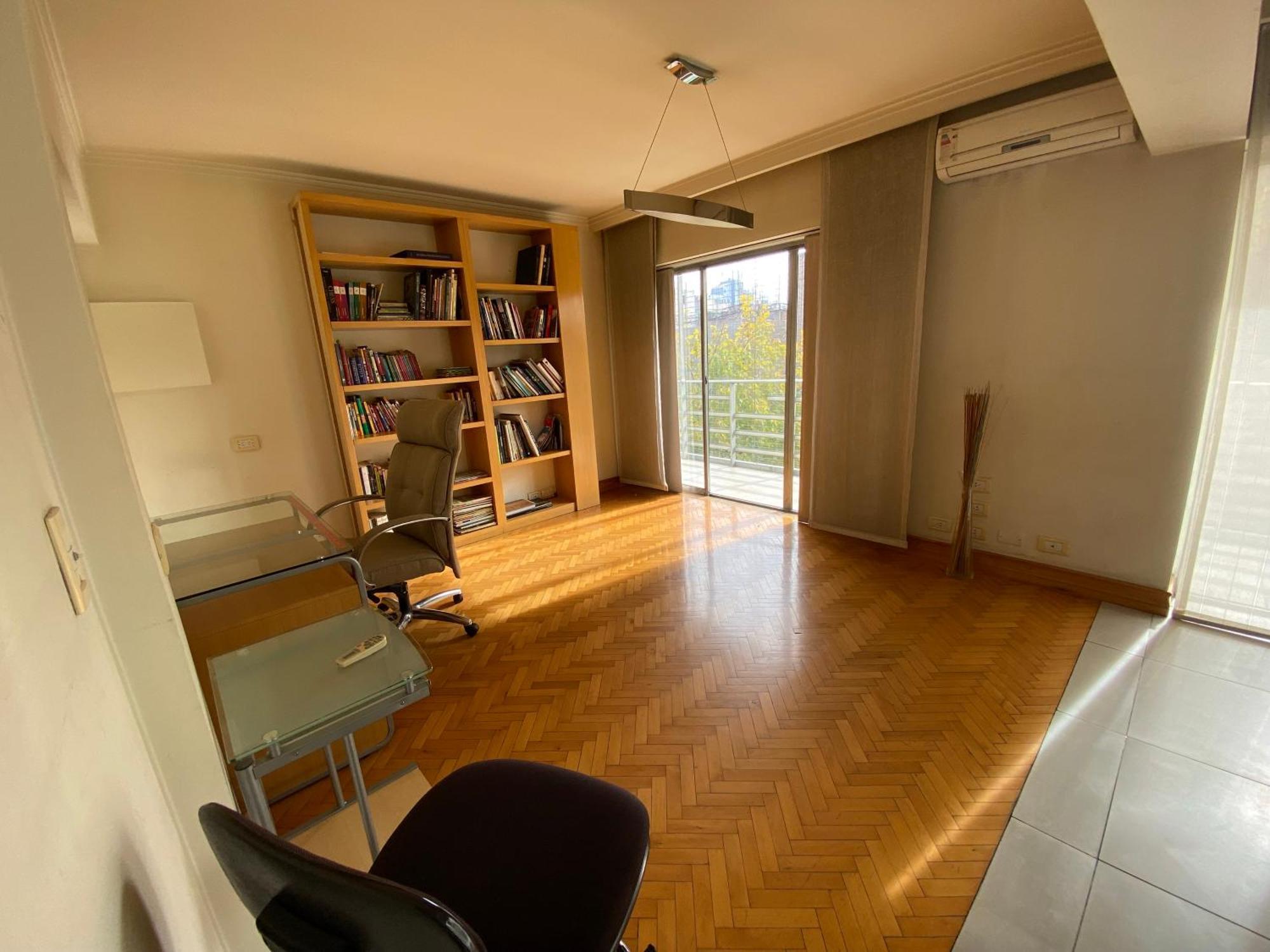 Excelente Ubicacion, Cerca Aristides, Cochera Gratis Apartment