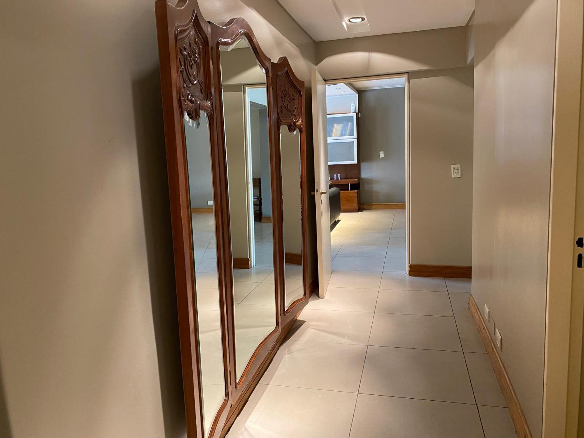 Apartment Excelente Ubicacion, Cerca Aristides, Cochera Gratis