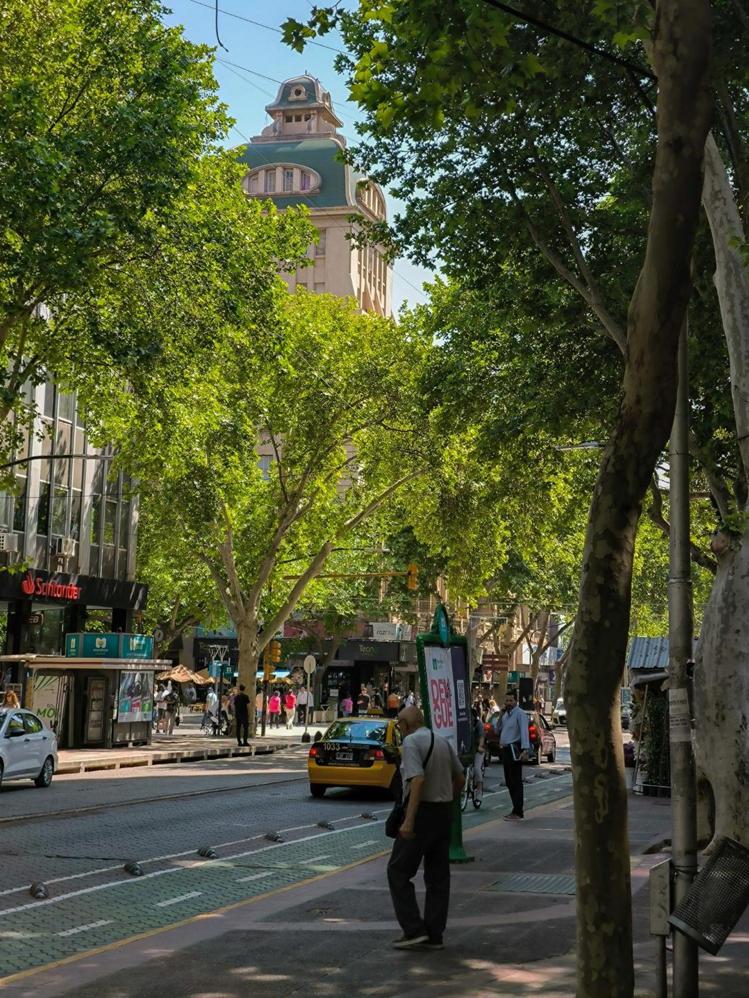 Apartamento Depto Con Vista Panoramica A Metros De La Peatonal De