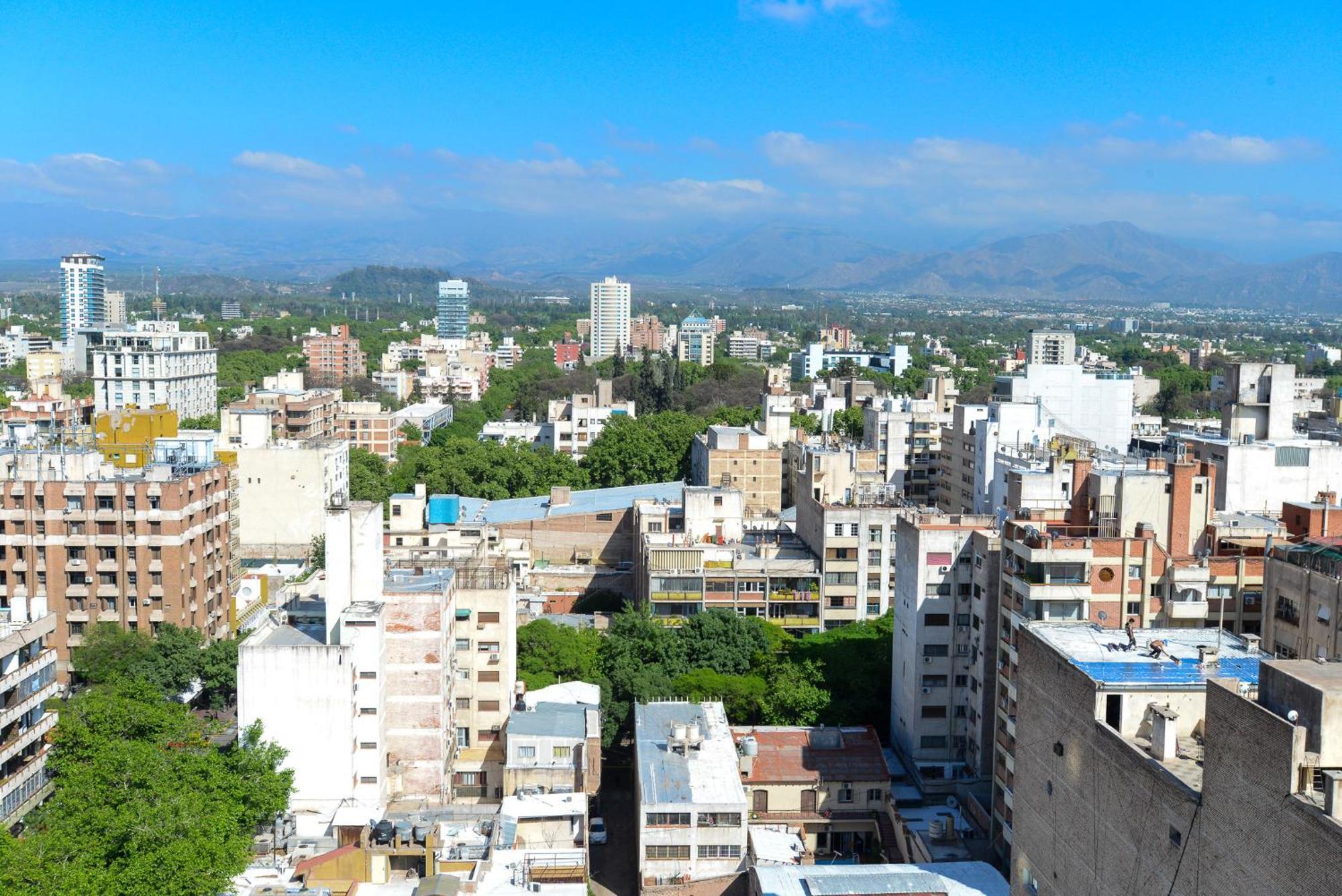 Depto Con Vista Panoramica A Metros De La Peatonal De *