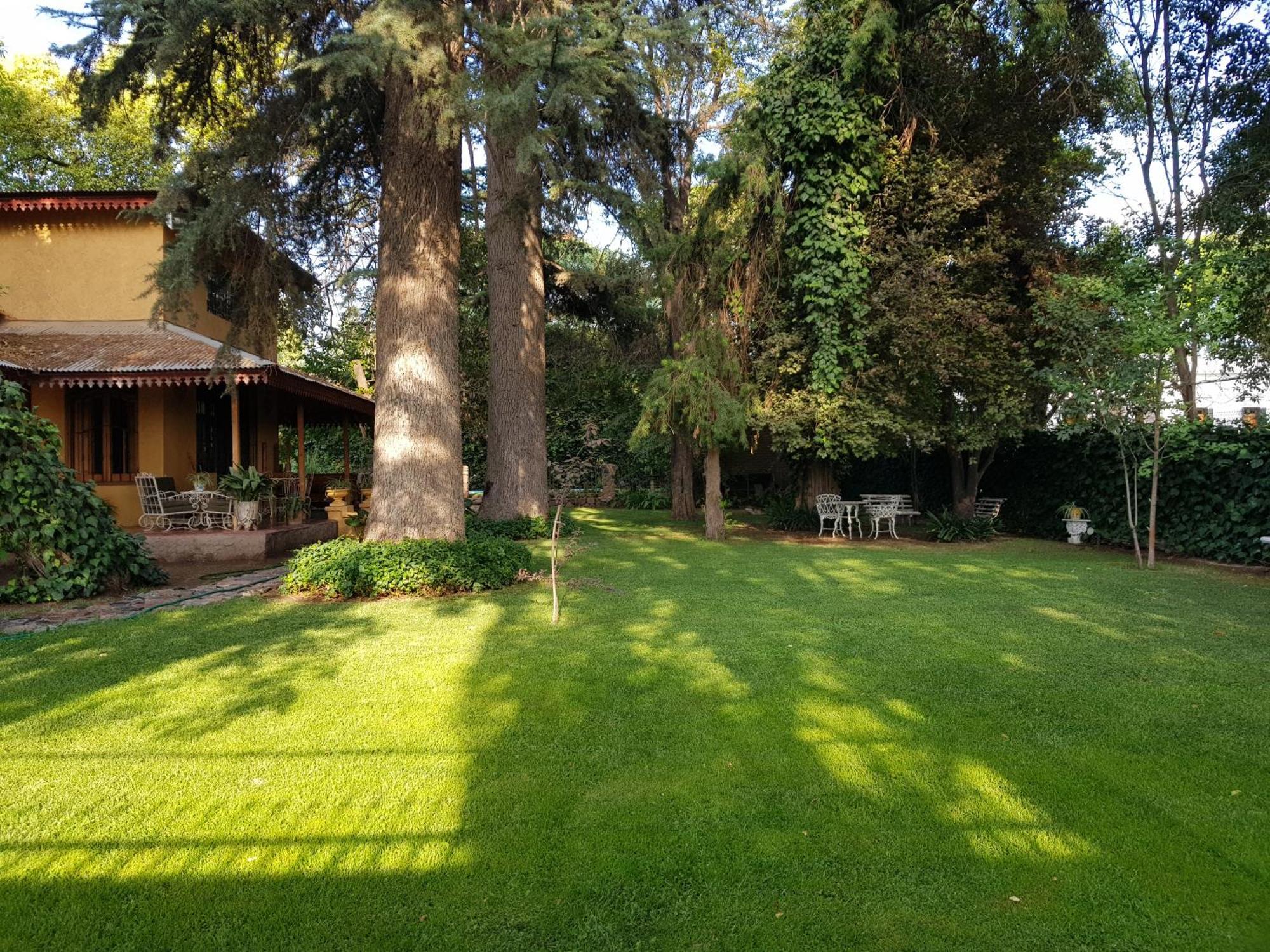 Casona Estilo Colonial Mendoza