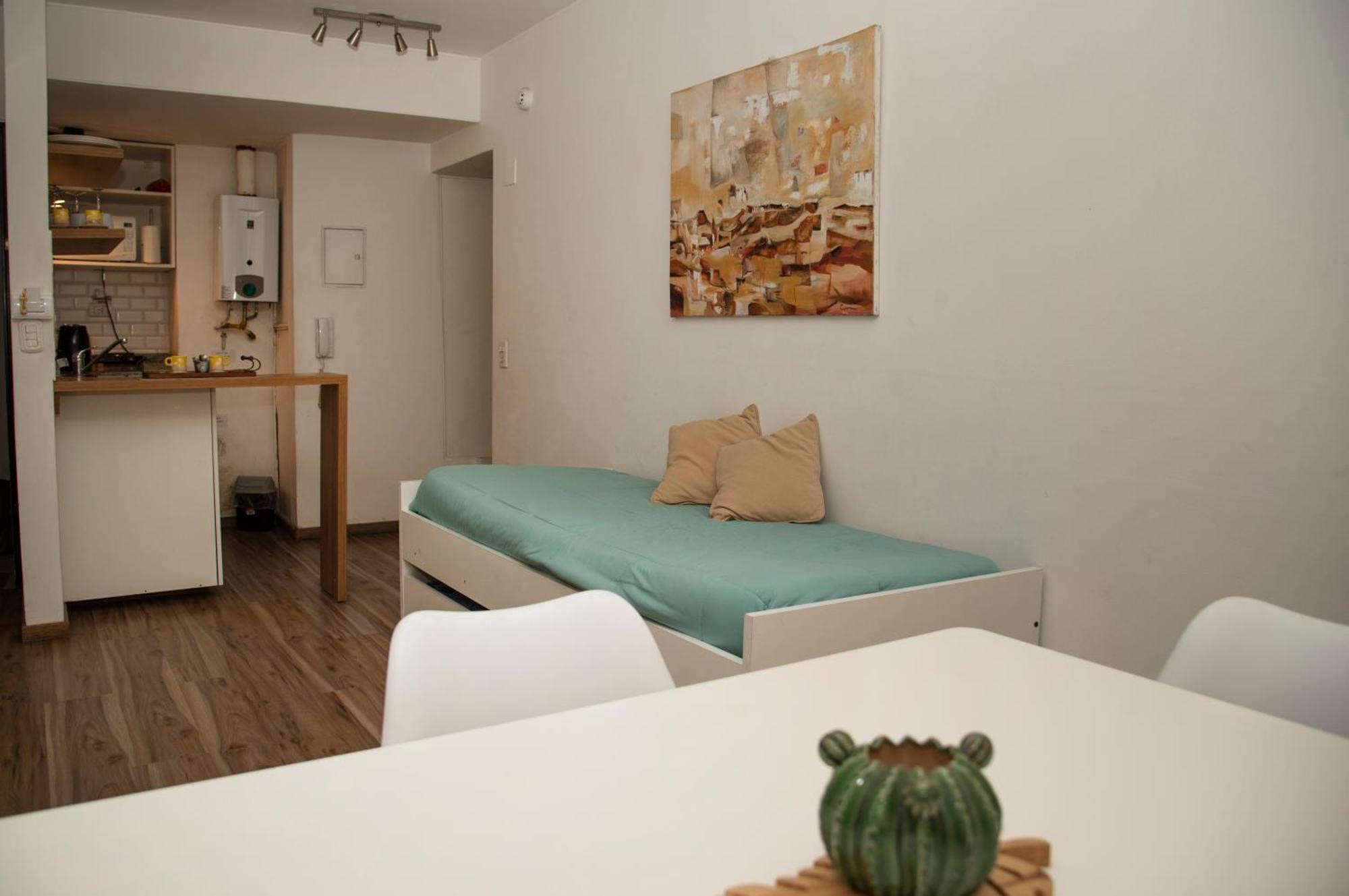 Apartment Excelente Ubicacion, Frente A Plaza Independencia *