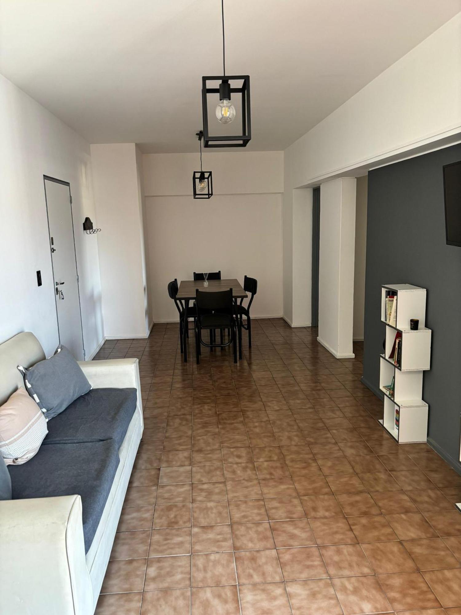 Centro Ca, Luminoso Departamento Apartamento