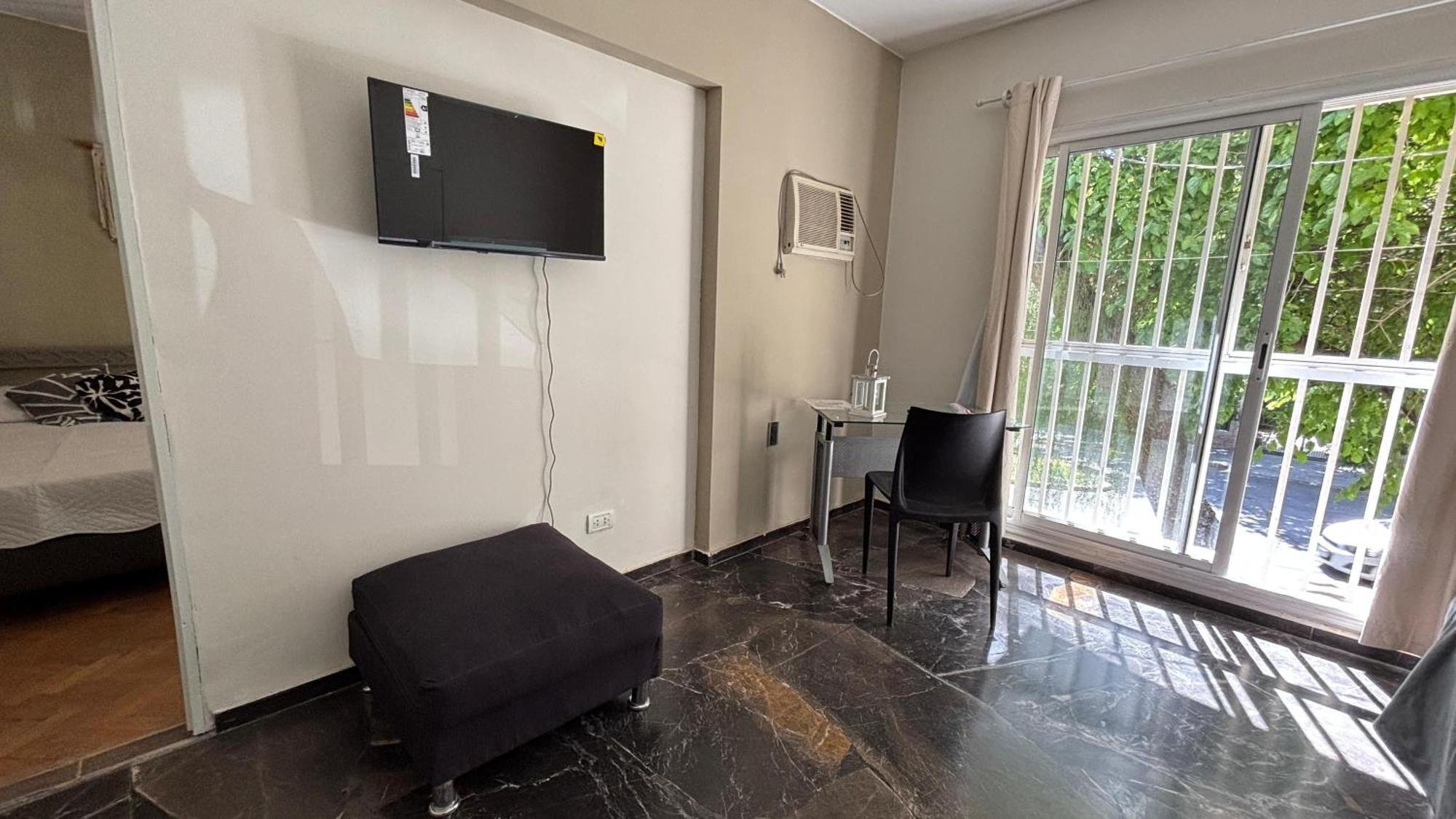 Holy Wine Apartment *