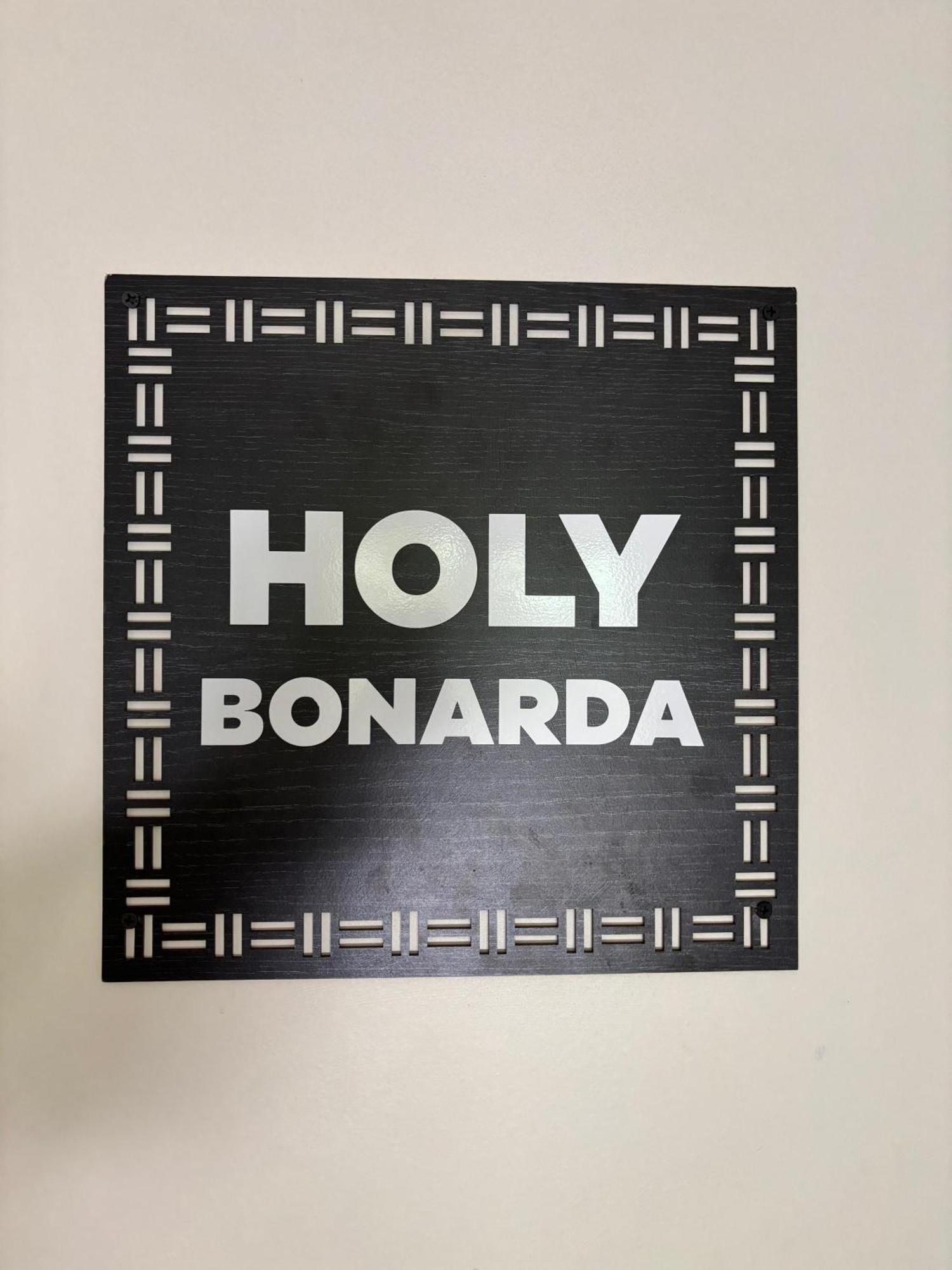 Holy Wine Mendoza