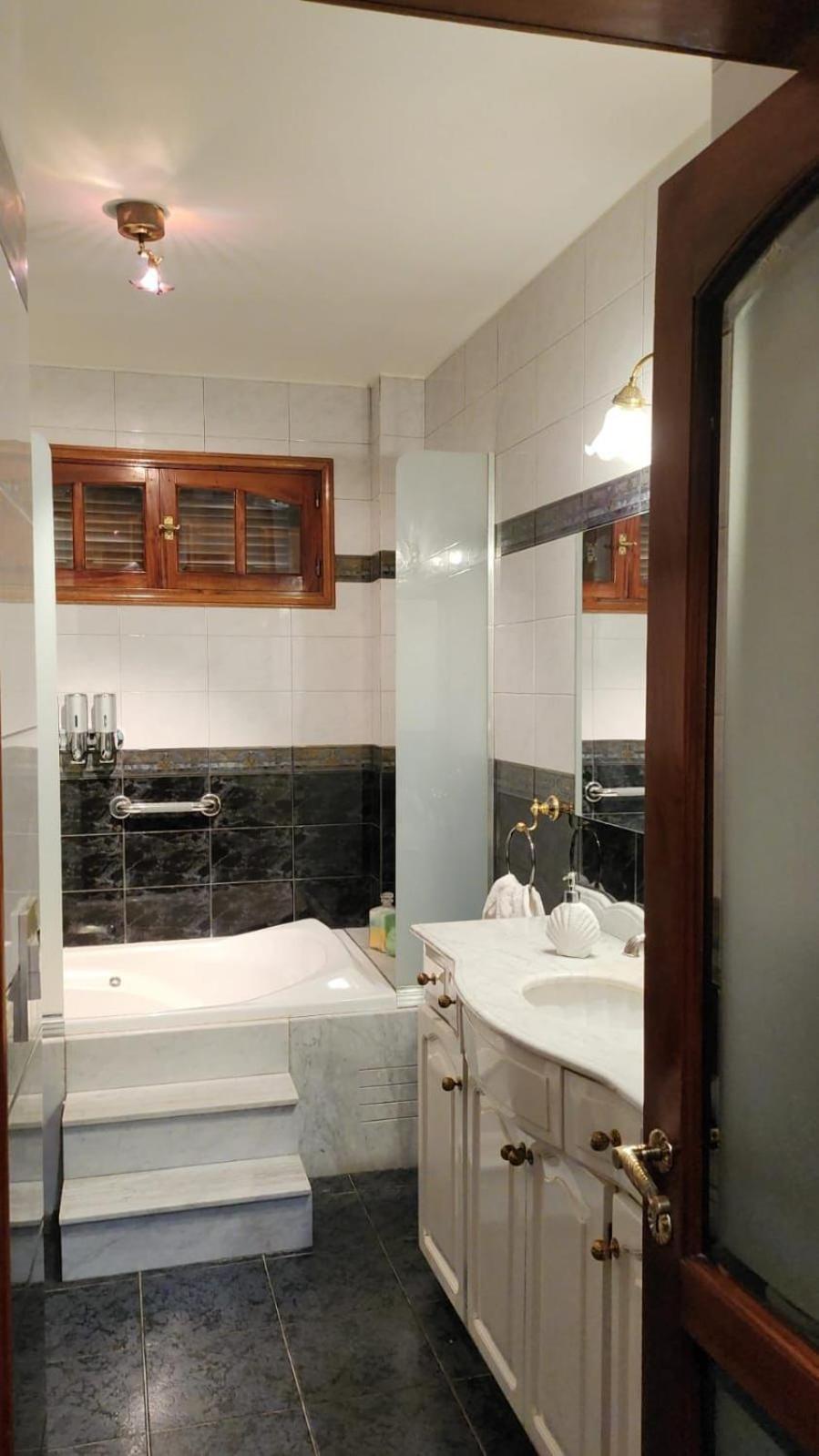 Boutique Casa & Cava Hotel 4*