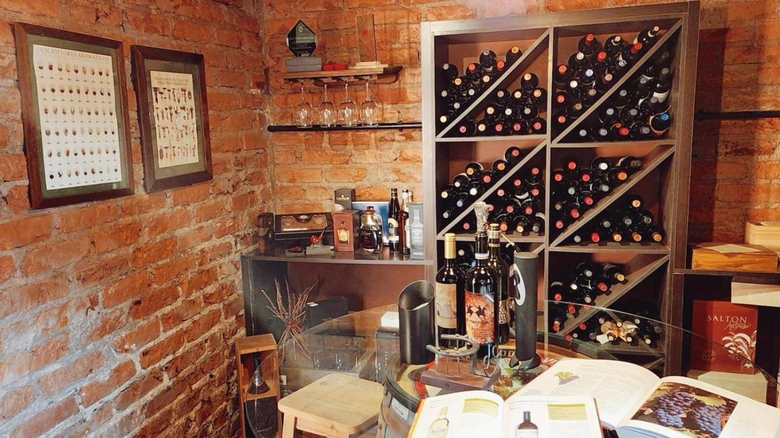 Hotel Boutique Casa & Cava Mendoza