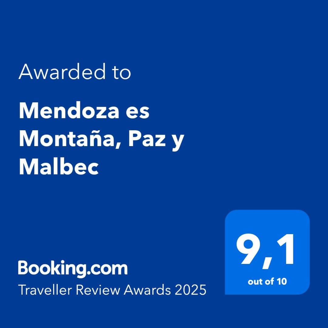 Es Montana, Paz Y Malbec * Mendoza