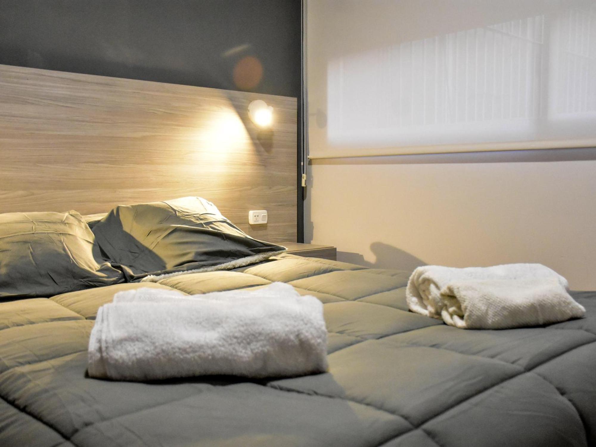 Departamento Peatonal Sarmiento Pleno Centro 3-4 Personas, Con Cochera Gratis ! Apartamento Mendoza
