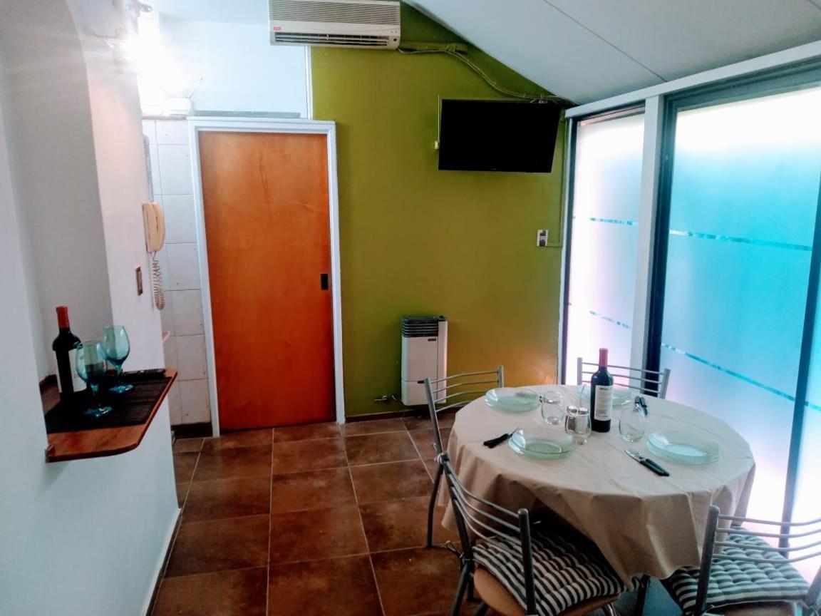 Center * Mendoza