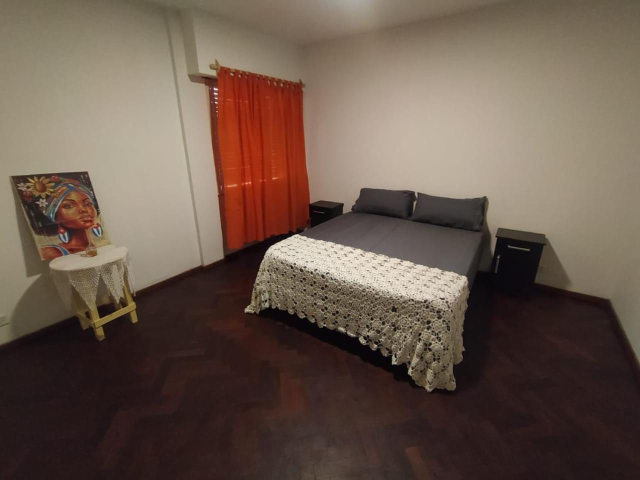 Habitación en casa particular Piso Garcia *