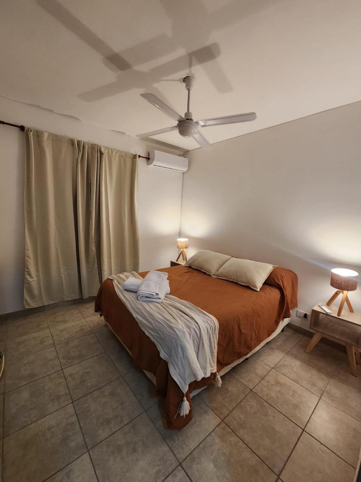 Departamento Con Cochera Cerca Del Centro En Apartamento Mendoza