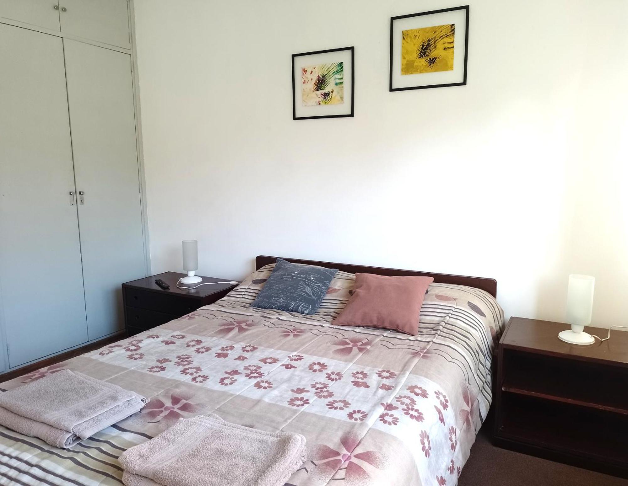 Apartamento Departamento Amplio En La Mejor Zona De Mendoza.