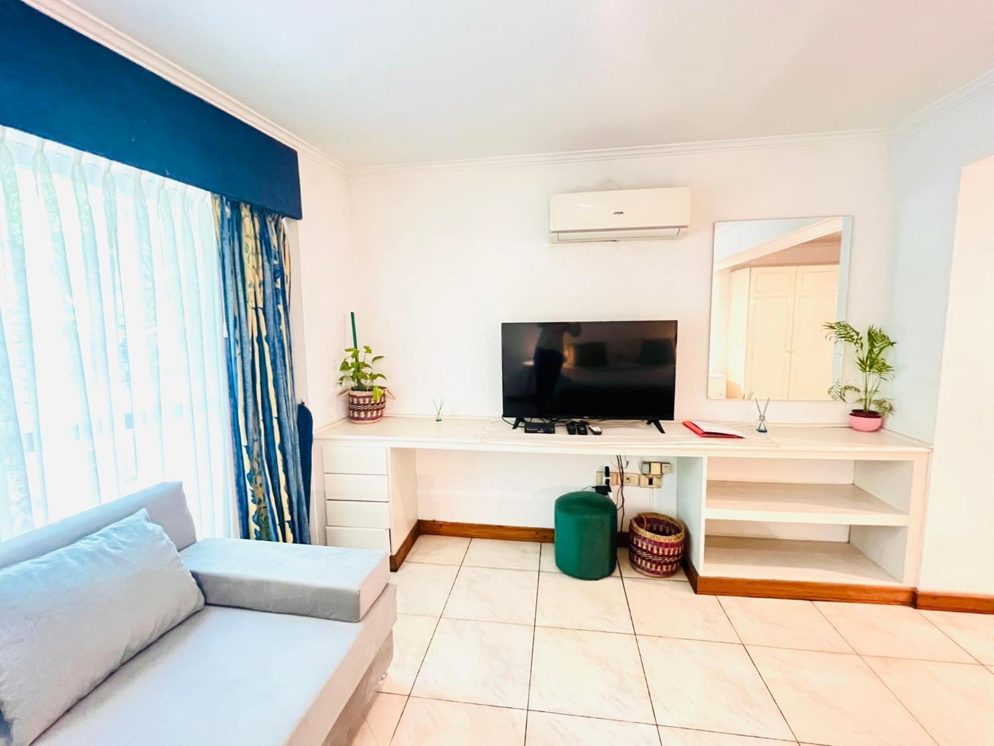 4 * Mendoza