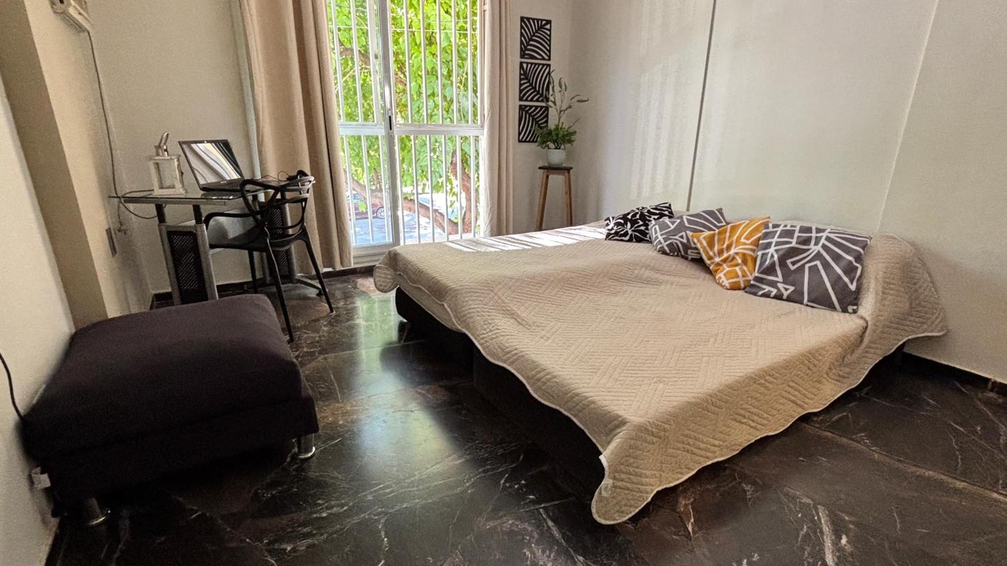 Holy Wine Apartment *