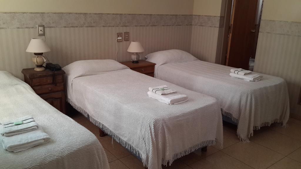 Geminis Hotel