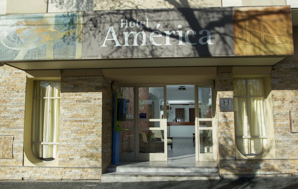 America 2* Mendoza