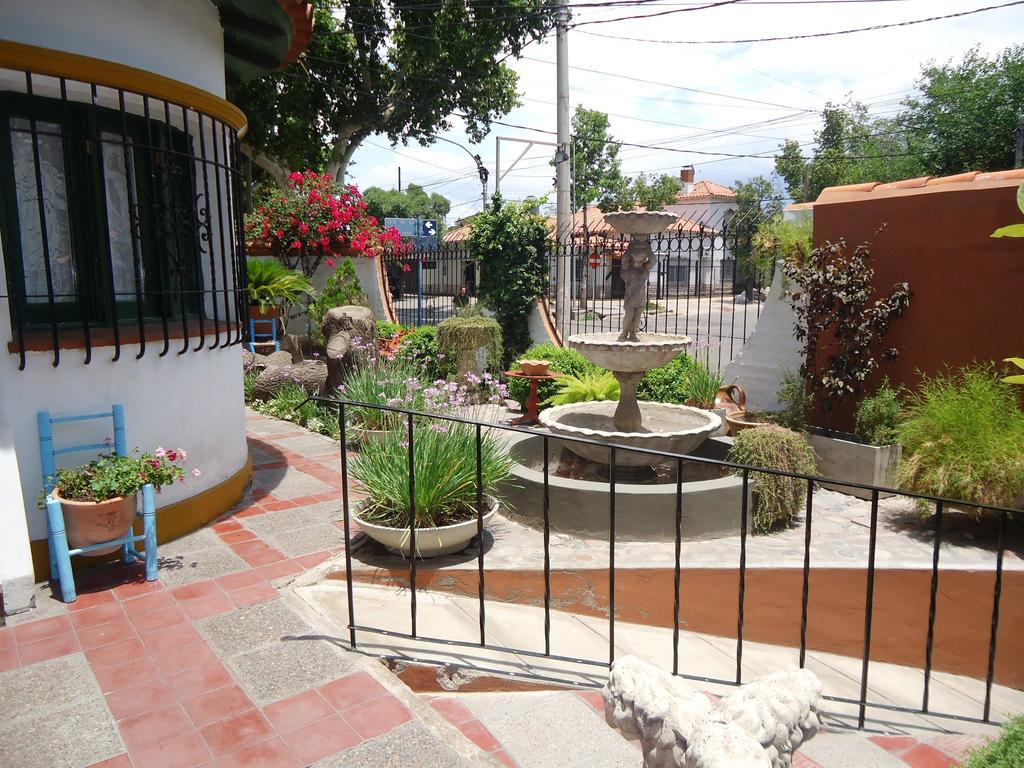 Chimbas Pensión *