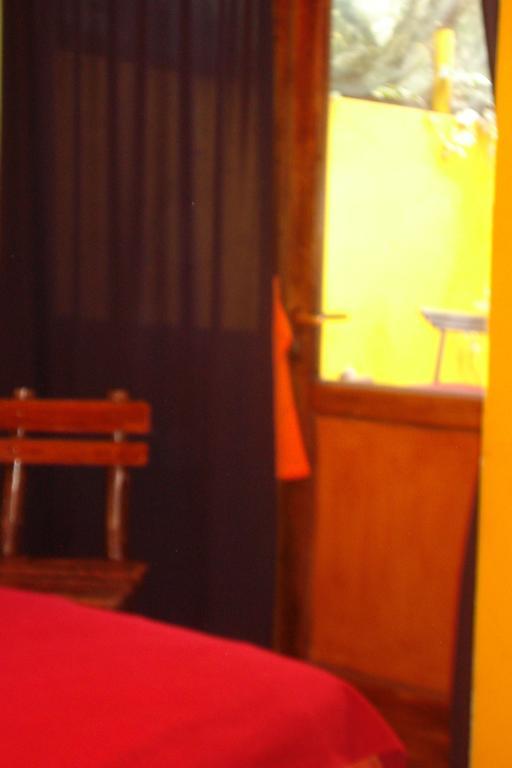 Hostal Campo Base Youth *