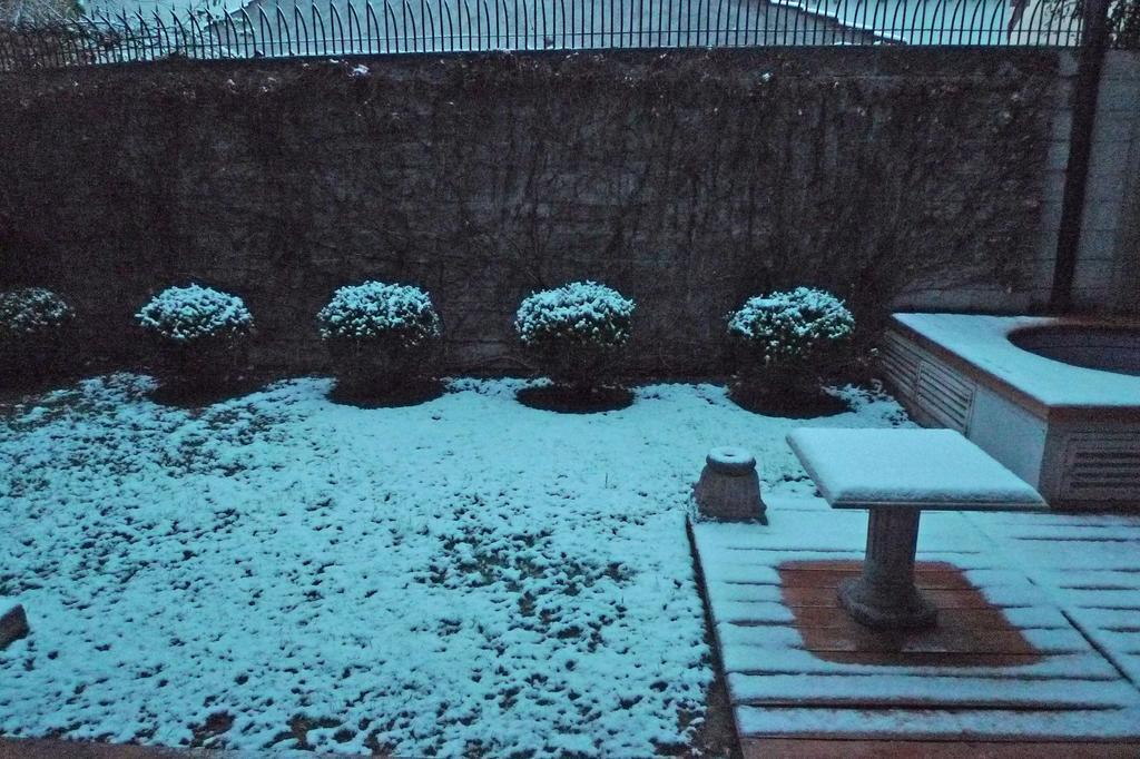 Holiday home Luxury House Jacuzzi & Garden - In *