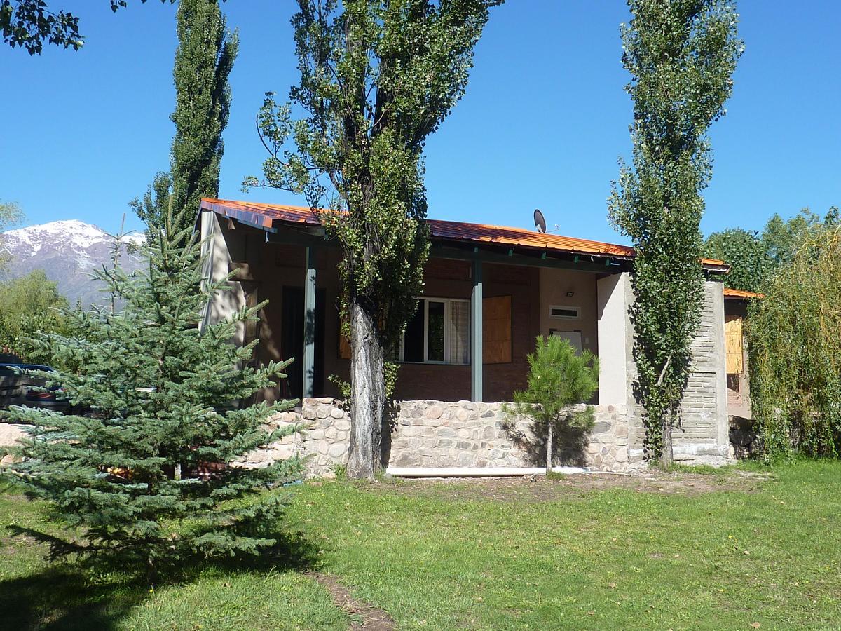 Cabanas Cerro Manantiales Lodge Mendoza