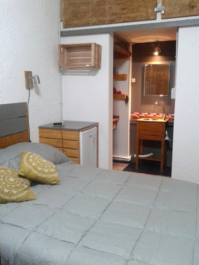 573 * Mendoza