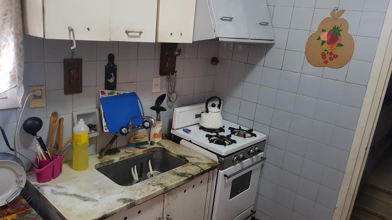 Habitación en casa particular Temporario Para Turistas Y Gente De Paso *