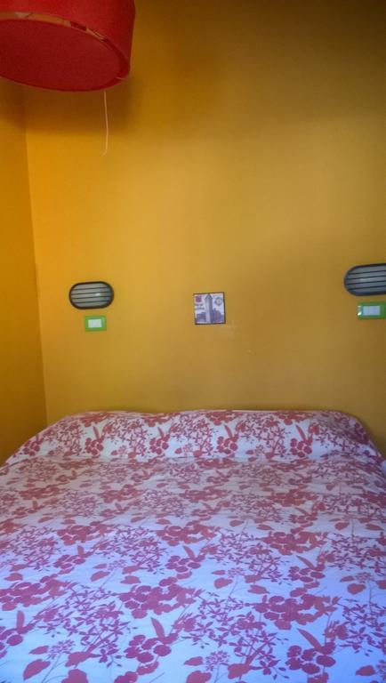 Campo Base Youth Hostal *