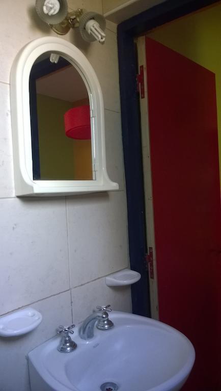 Campo Base Youth Hostal Mendoza