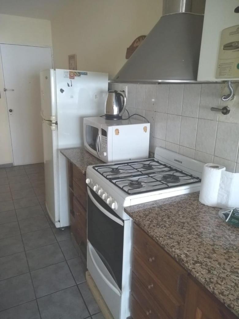 Apartamento Departamento Amplio Centro, Con Cochera